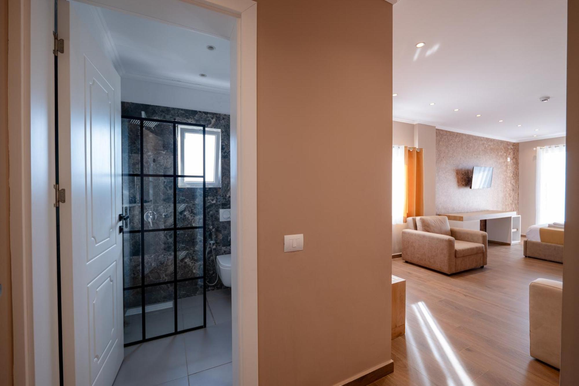 Lider Hotel Ksamil