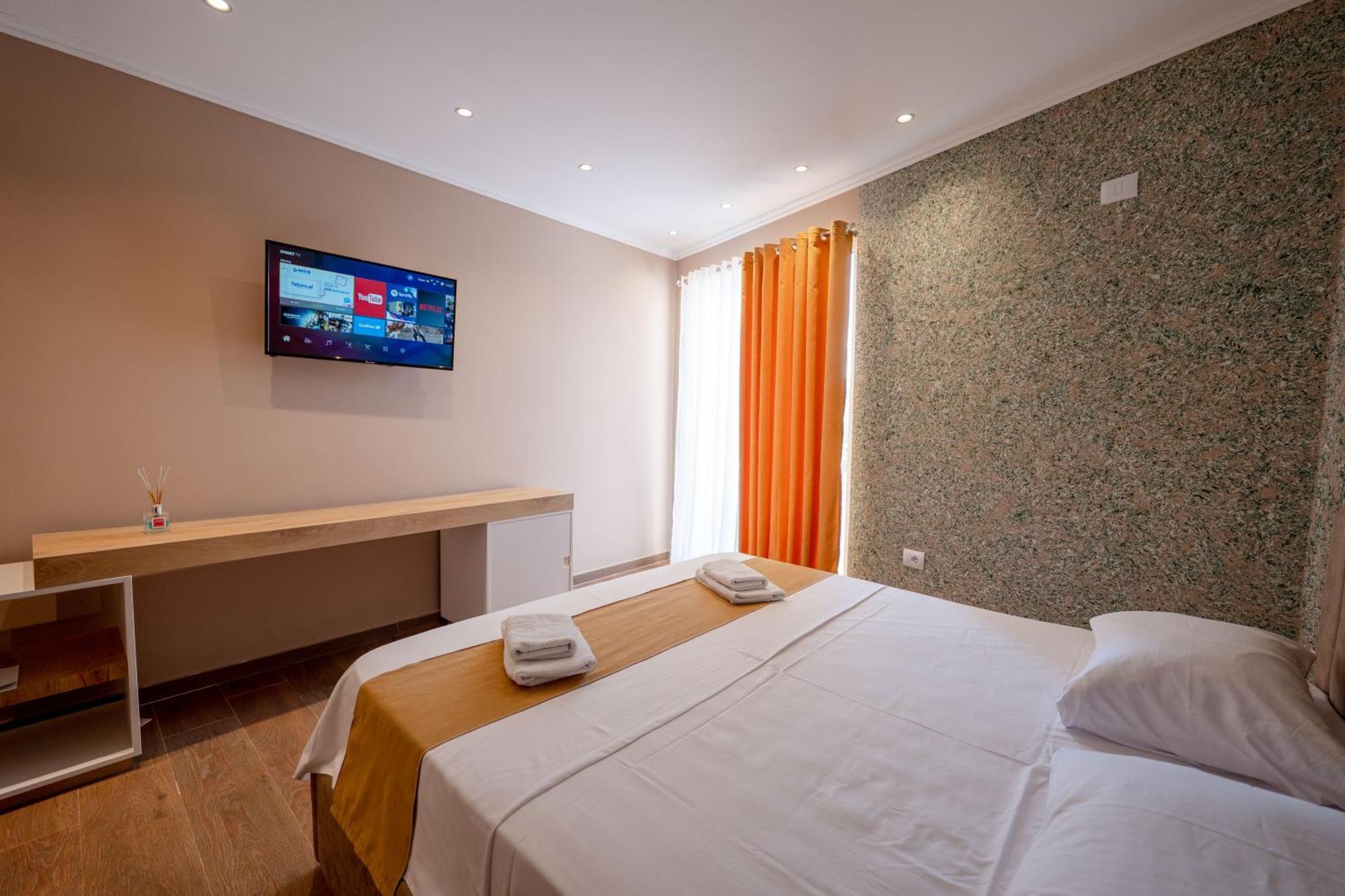 Lider Hotel 4*